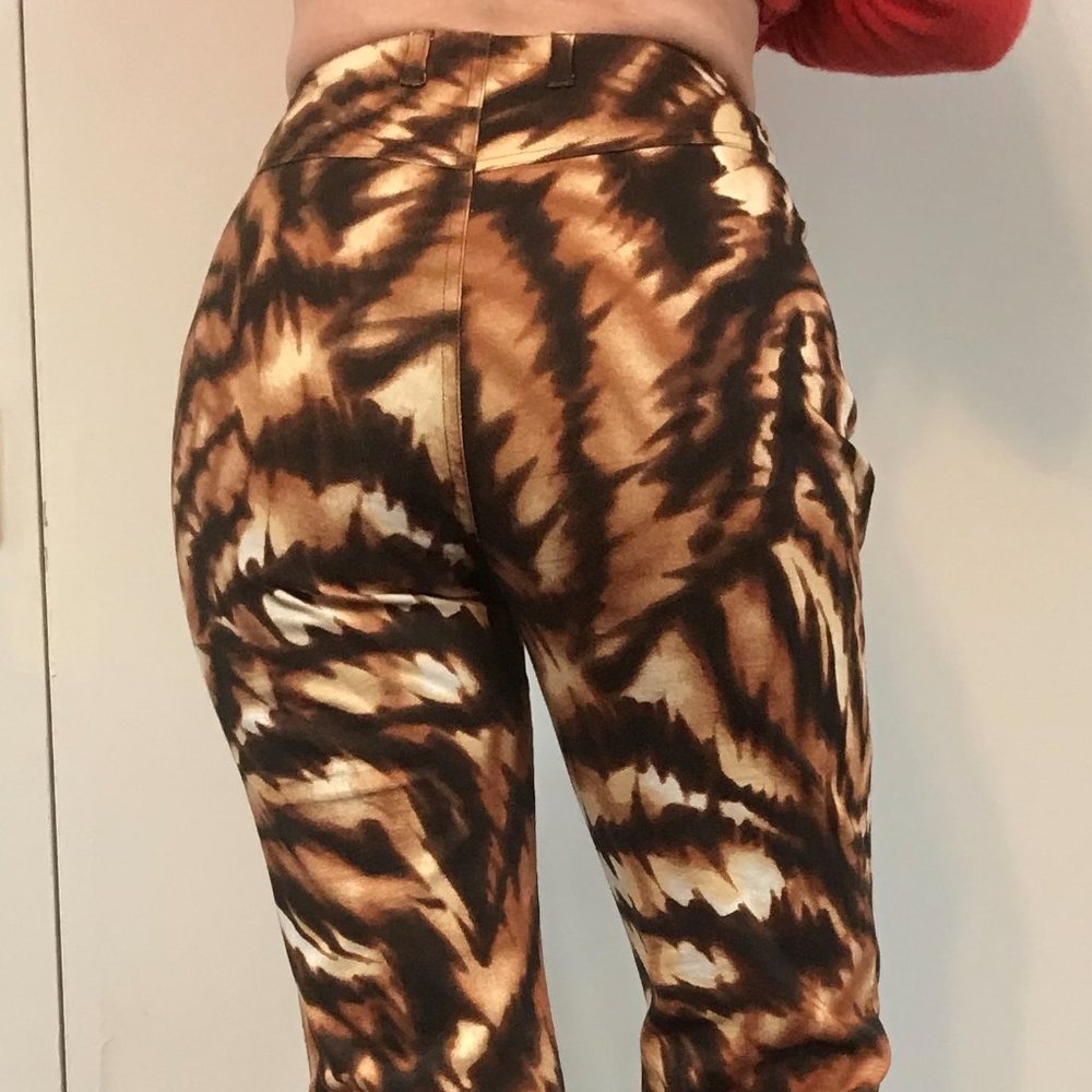 Escada Vintage Animal Print Cropped Denim Pants - Picture 5 of 8